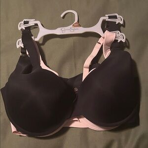 Jessica Simpson Black and Pink Bra